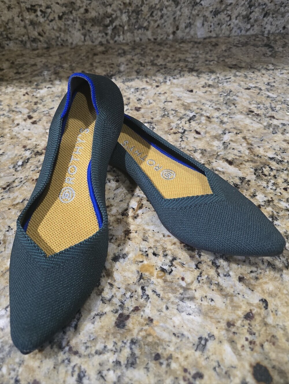 Rothy’s Retired Emerald Green The Point Slip On Ballet Flats Women’s Sz 7.5